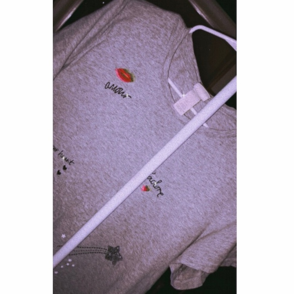Cute H&M tee